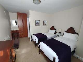 Отели типа «постель и завтрак» Sea Dew B&B Талламор Апартаменты с 1 спальней-1